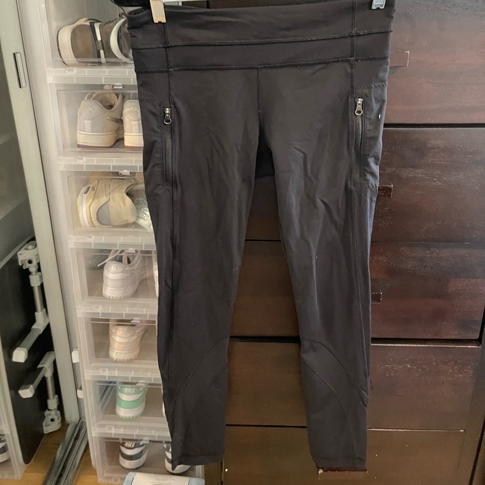 Lululemon mid waist double front pocket zipper legging